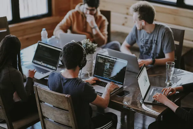 Ingeniería de software y trabajo en equipo